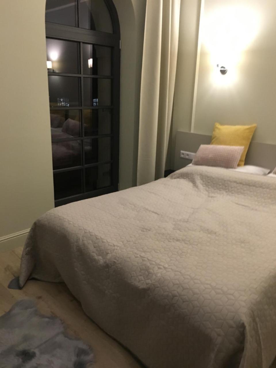 Apartamenty Platinum Loft เจโลนากูรา ภายนอก รูปภาพ