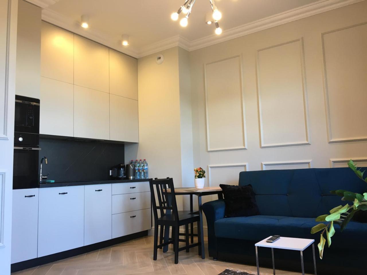 Apartamenty Platinum Loft เจโลนากูรา ภายนอก รูปภาพ